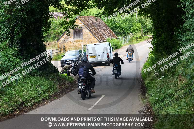 Vintage motorcycle club;eventdigitalimages;no limits trackdays;peter wileman photography;vintage motocycles;vmcc banbury run photographs